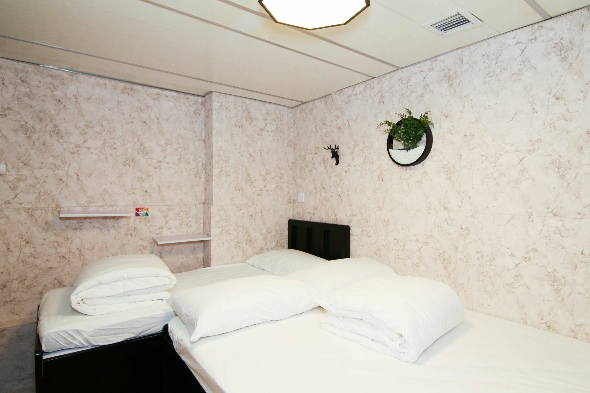 Tempo Inn - Cozy@National Court Hongkong Zewnętrze zdjęcie
